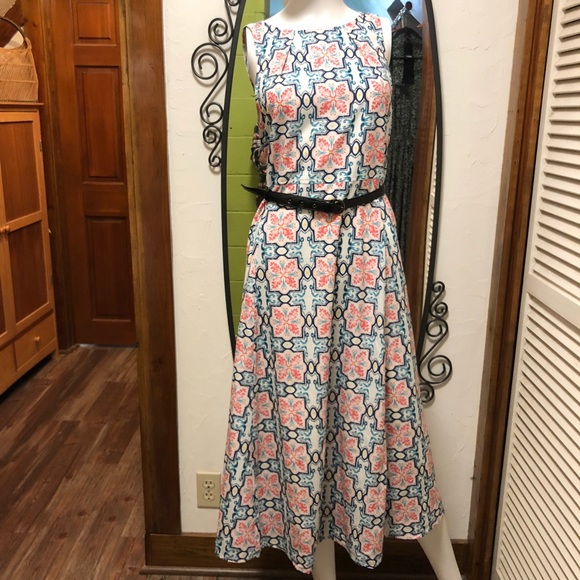 eshakti Dresses & Skirts - New eShatki Dress - 16W